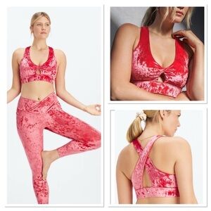 Fabletics SET Oasis Pink Crushed Velvet  size Medium